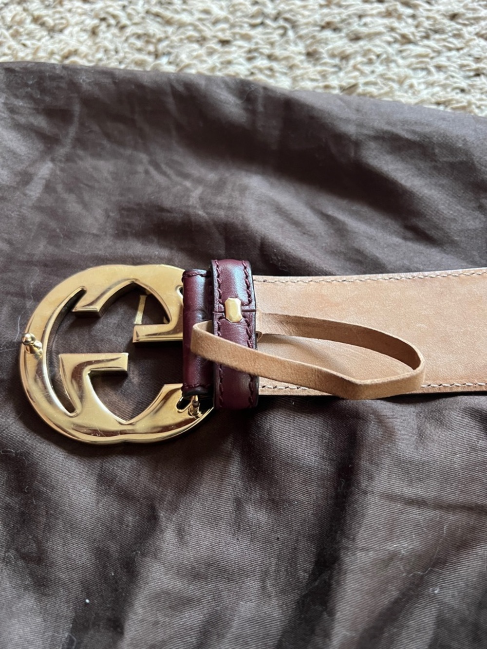 Gucci Burgundy Leather Belt with Double G Buckle - Picture 5 of 8